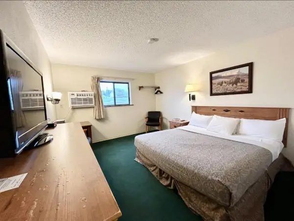 Homestead Inn 5
